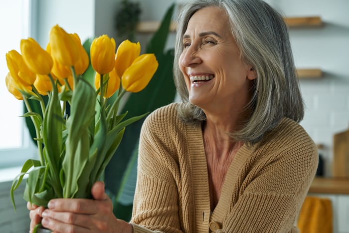 STEPS ON HOW TO FIND A SUGAR MOMMA TO PAY YOUR BILLS